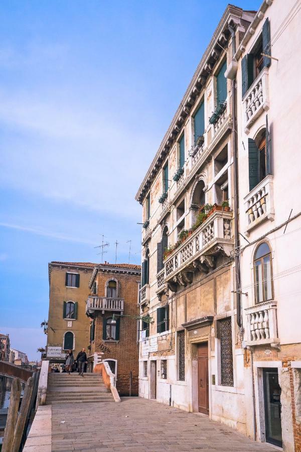 Finestra Su Venezia Apartment Luaran gambar